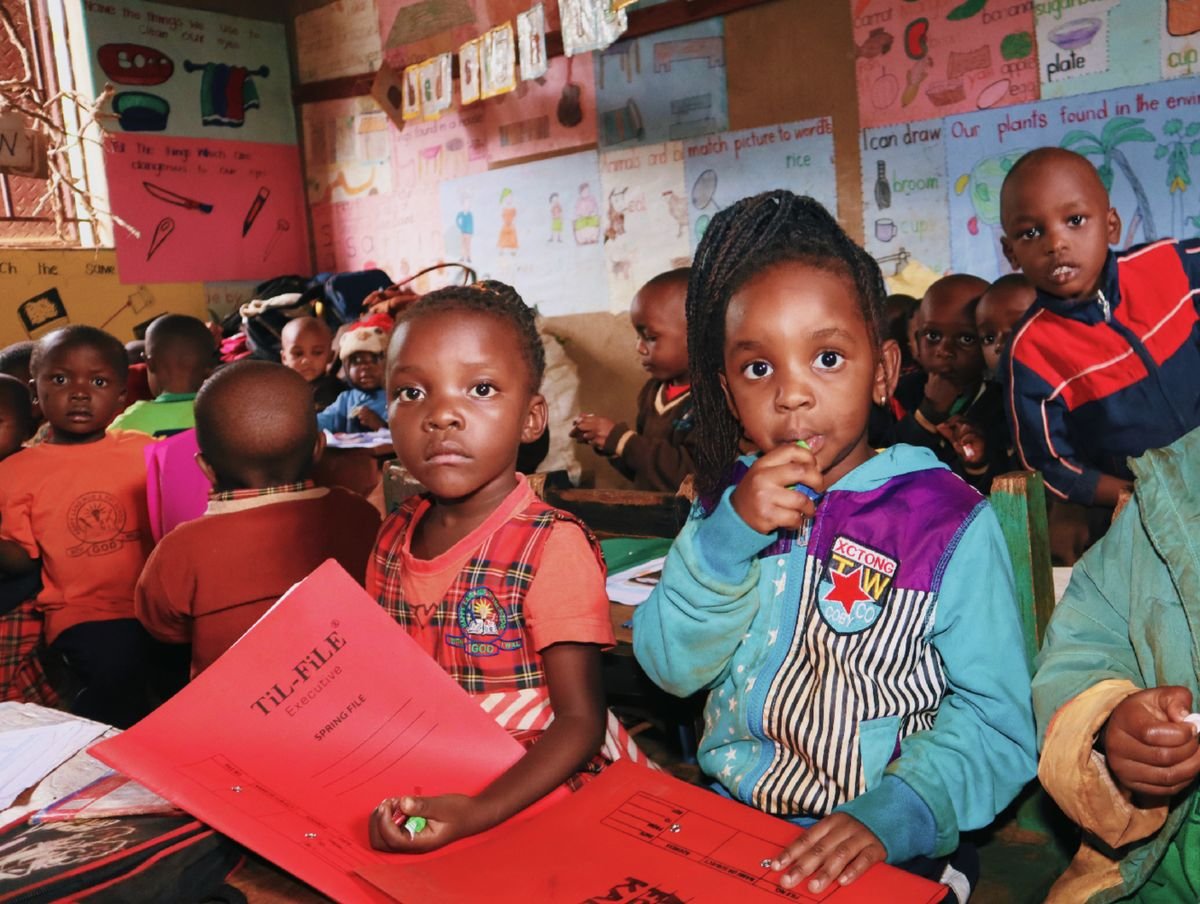 Children learning in a supportive classroom